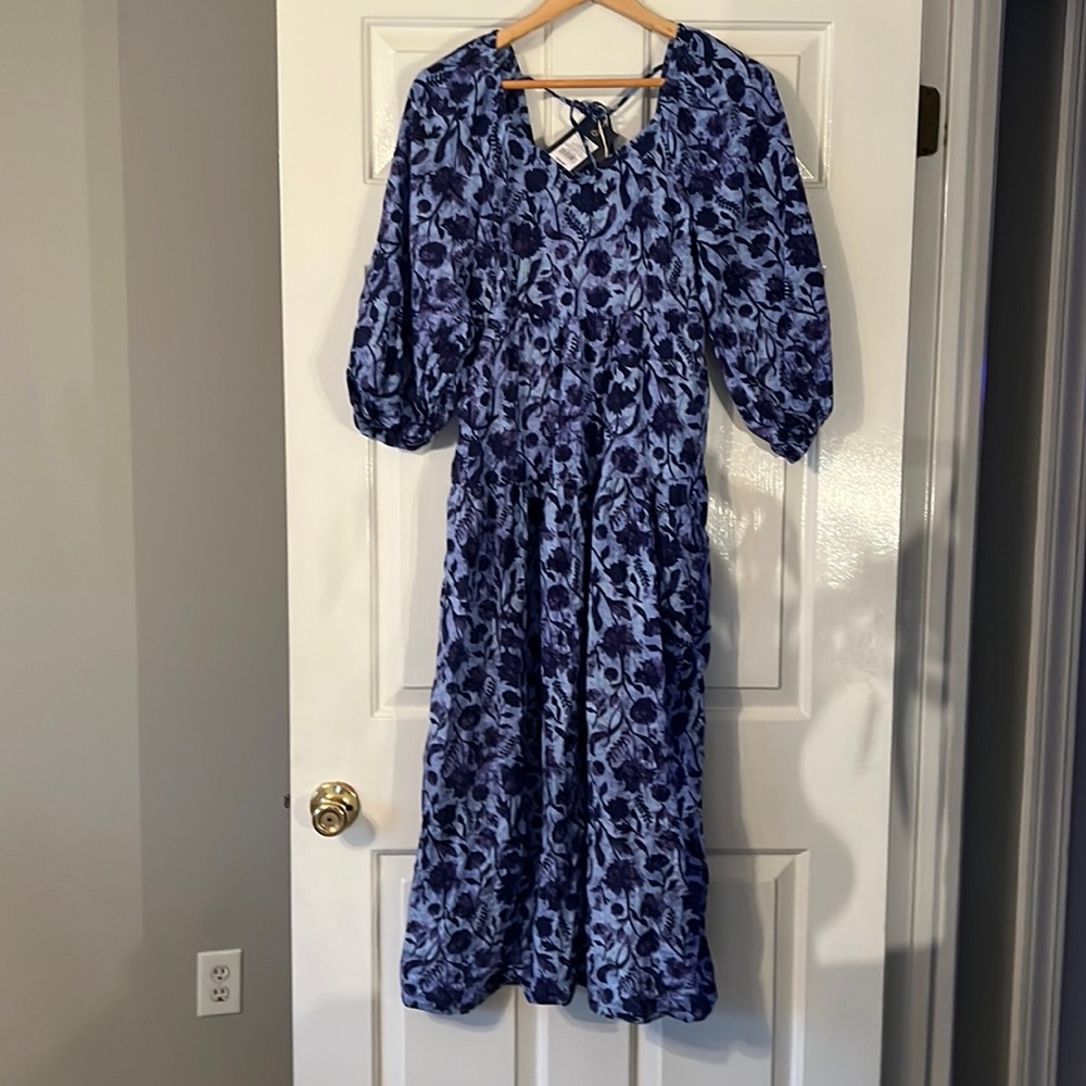 Universal Thread Target Dress NWT Size Medium